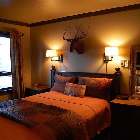 Highland Haven Creekside Inn Evergreen Kültér fotó